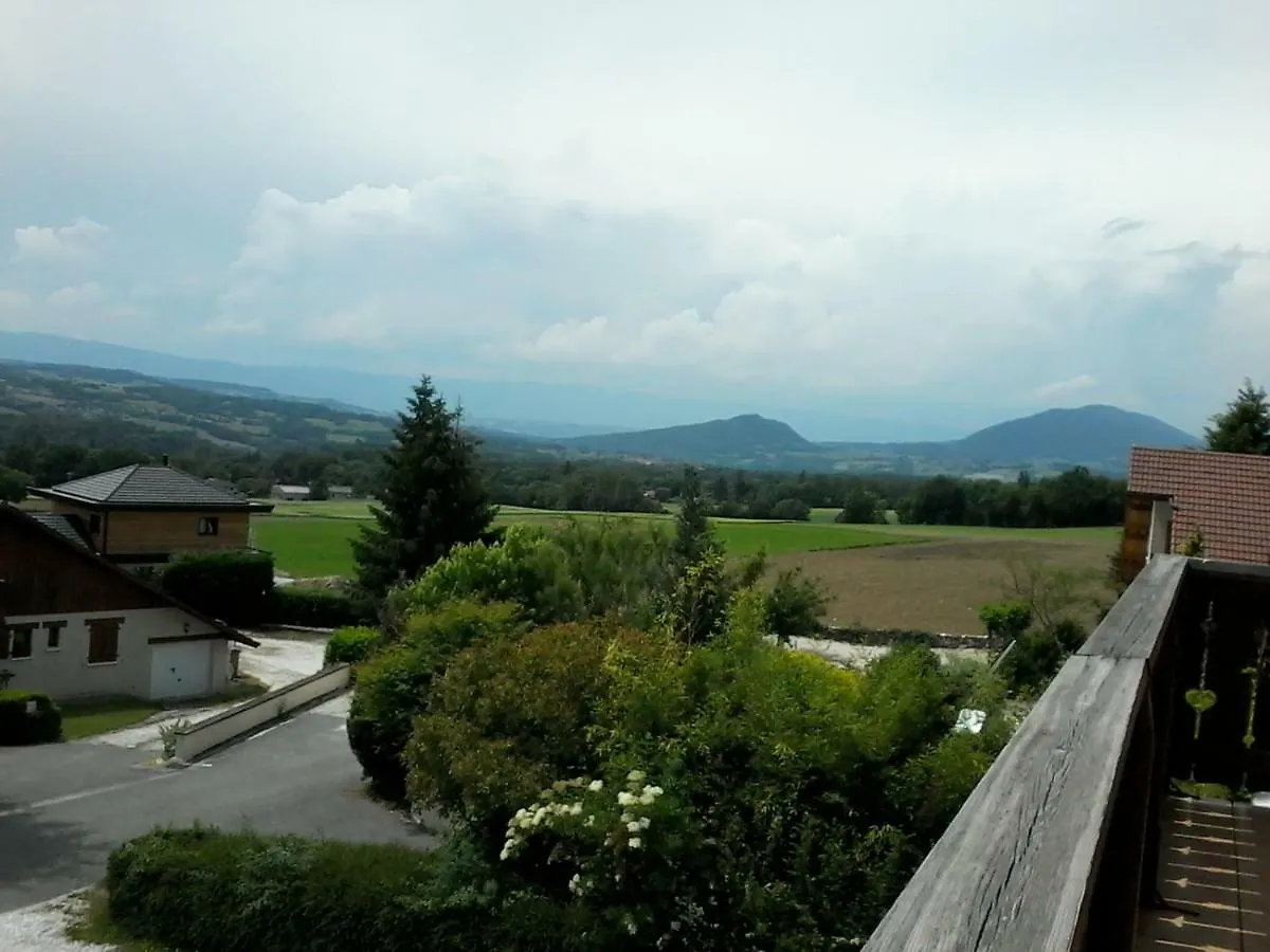 Les Haies Vives Choisy Homestay